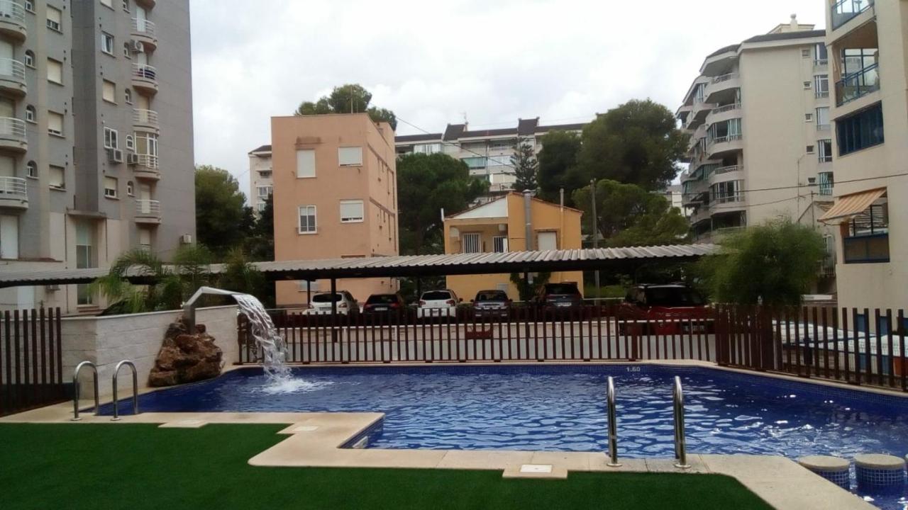 Edificio Attikos - Solo Familias Apartment Gandia Exterior photo