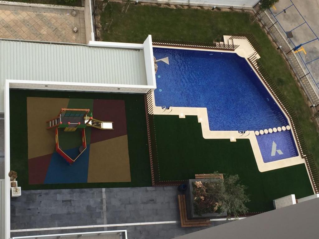 Edificio Attikos - Solo Familias Apartment Gandia Exterior photo