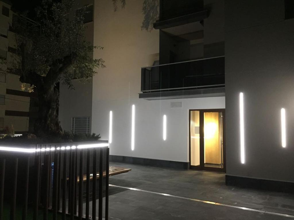 Edificio Attikos - Solo Familias Apartment Gandia Exterior photo
