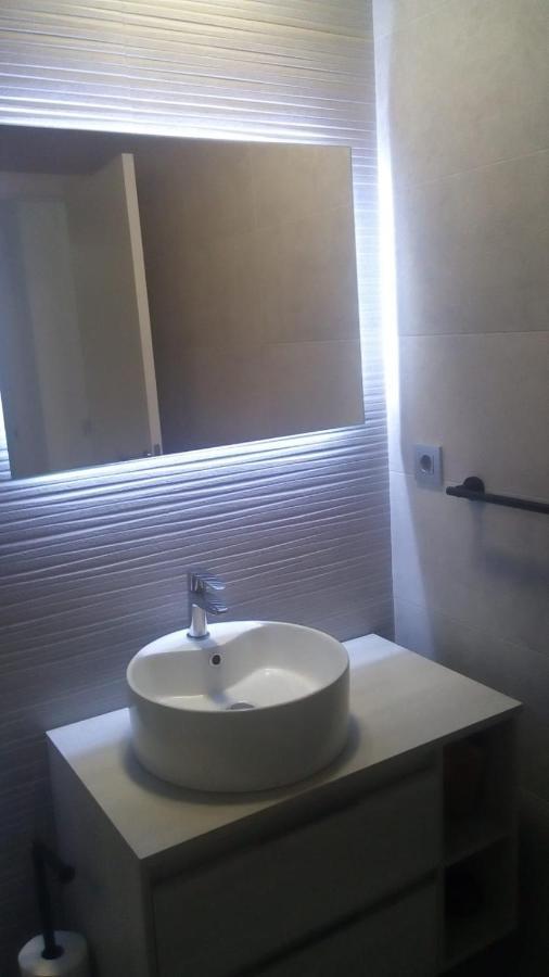 Edificio Attikos - Solo Familias Apartment Gandia Exterior photo